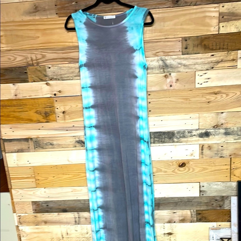 FSL+Apparel size Medium Blue and Gray Tie-Dye Sleeveless Maxi Dress with Slit